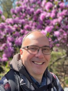 Headshot photo of Dennis Newsham